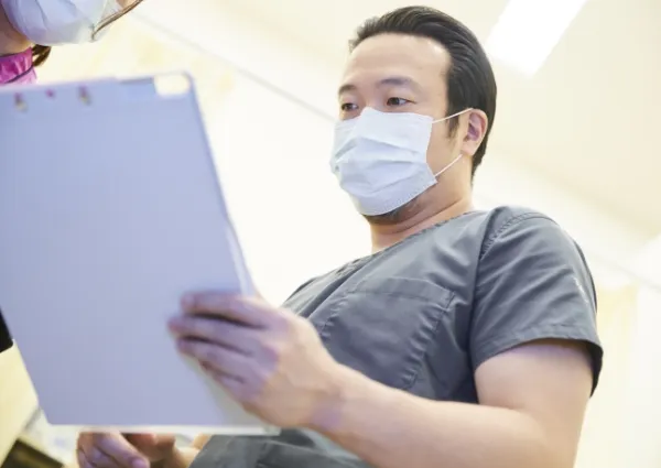 自然で美しいライン作りには、全体的なセンスと局所的な技術が必要